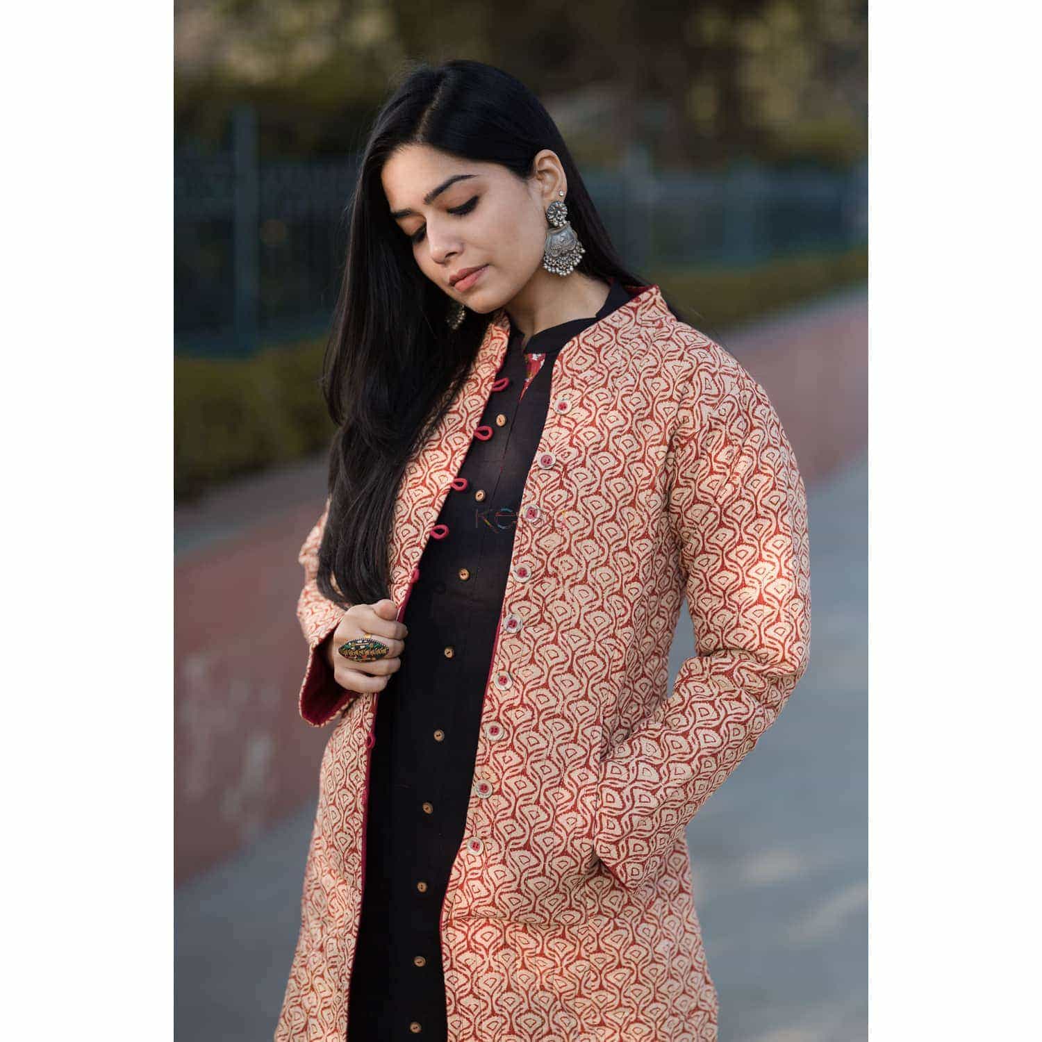 Image for Kusvaa Kj06 Red Beige Full Sleeves Quilted Long Jacket Side