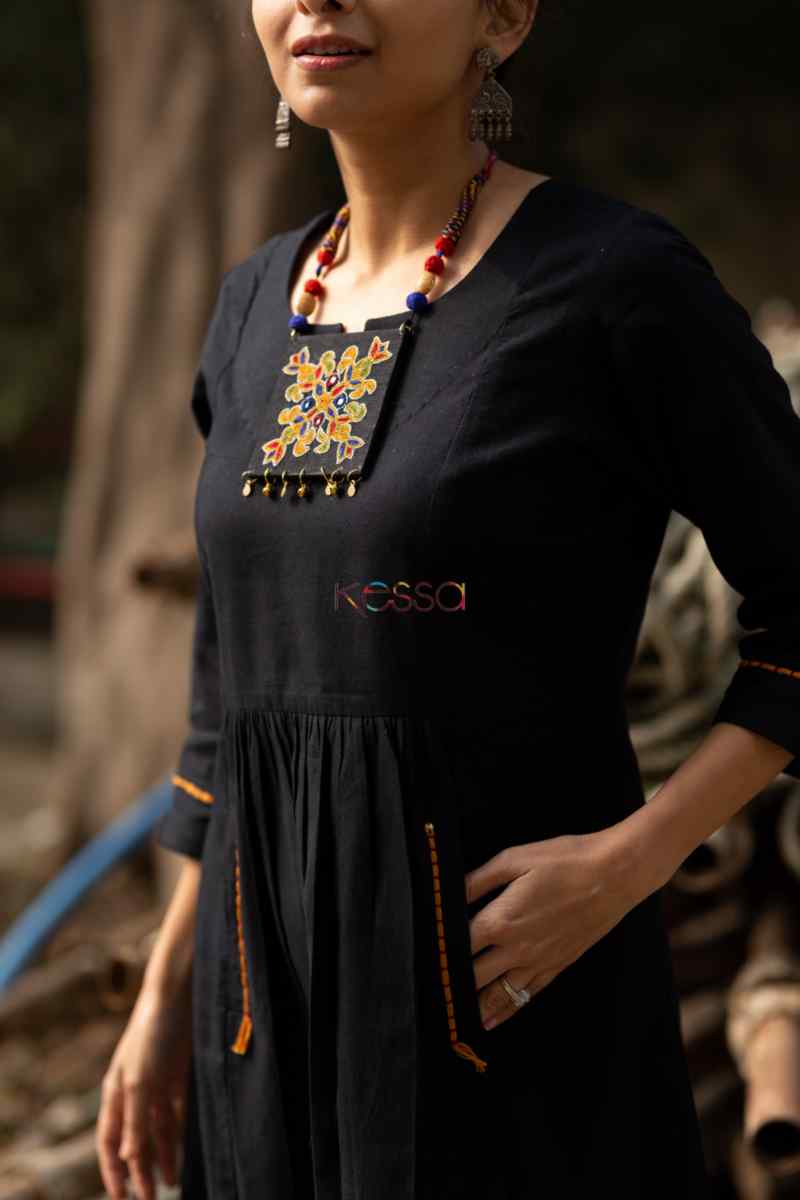 Image for Kusvaa Ws511 Black South Cotton A Line Kurta With Necklace Closeup