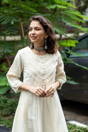 Image for Kusvaa Ws1028 Abhitha Schiffli Kurta Pant Set Featured