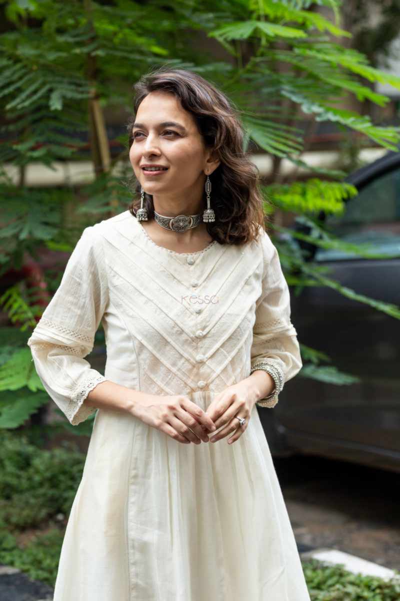 Image for Kusvaa Ws1028 Abhitha Schiffli Kurta Pant Set Featured