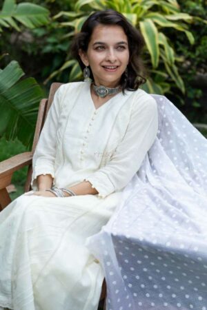 Image for Kusvaa Ws1031 Hiren Cotton Schiffli Complete Suit Set Sitting