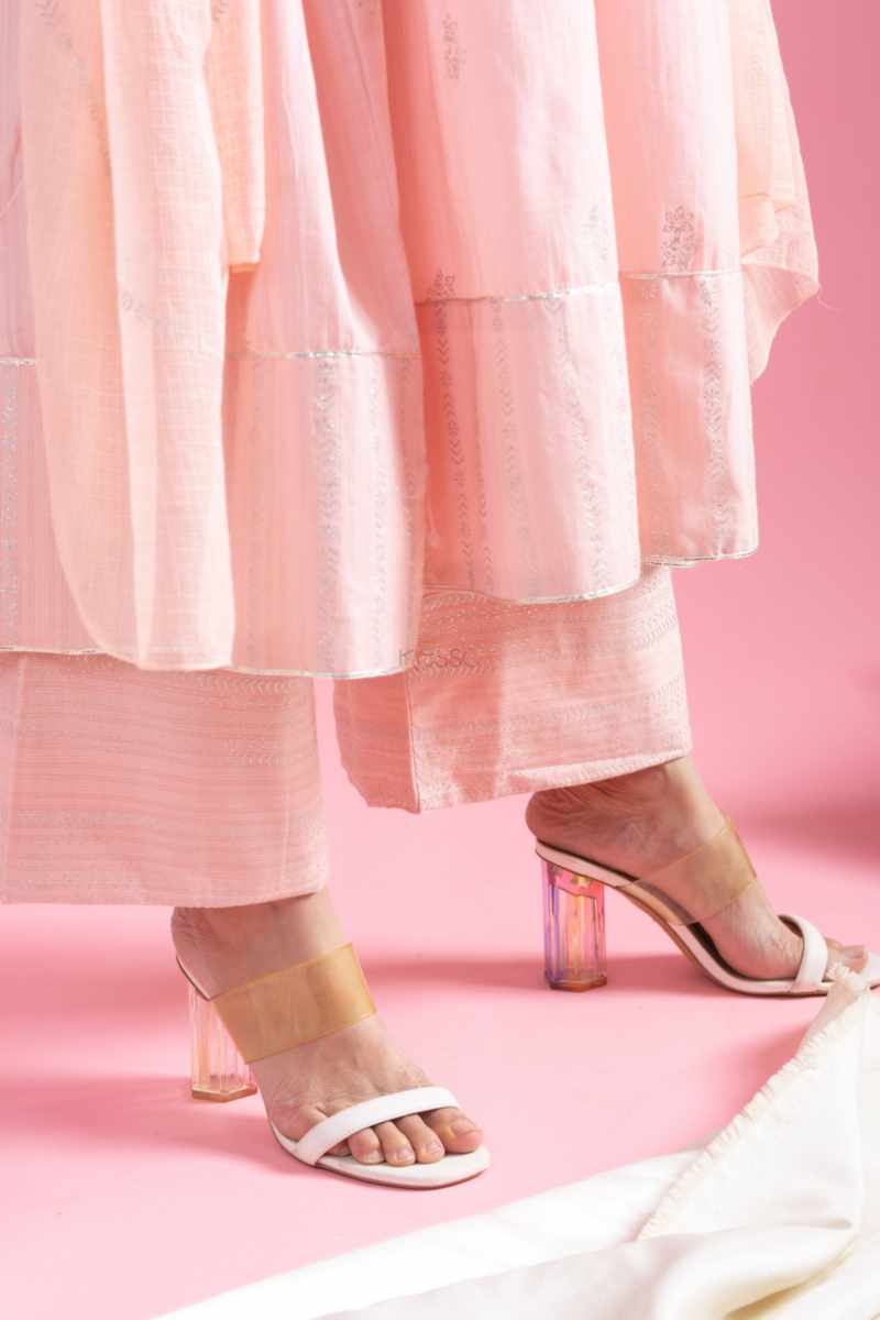 Image for Kusvaa Avdaf264 Bhavya Cotton Complete Suit Set Closeup 2