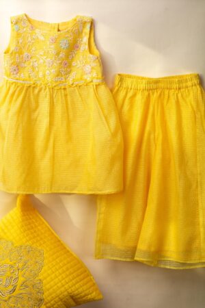 Image for Kusvaa Grw008 Abhaya Kota Doriya Girls Kurta Pant Set Featured New