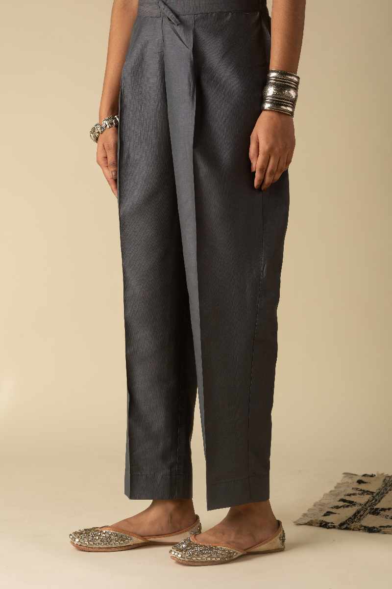 Image for Kusvaa Ne254p Bhavika Cotton Silk Pant Back