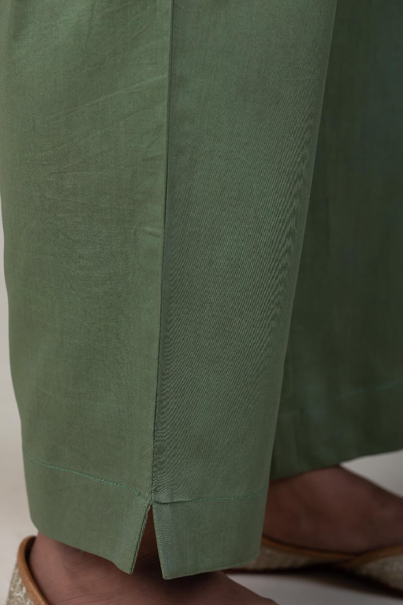 Image for Kusvaa Sap02 Free Size Tiered Cream Cotton Gotta Sharara Closeup 2