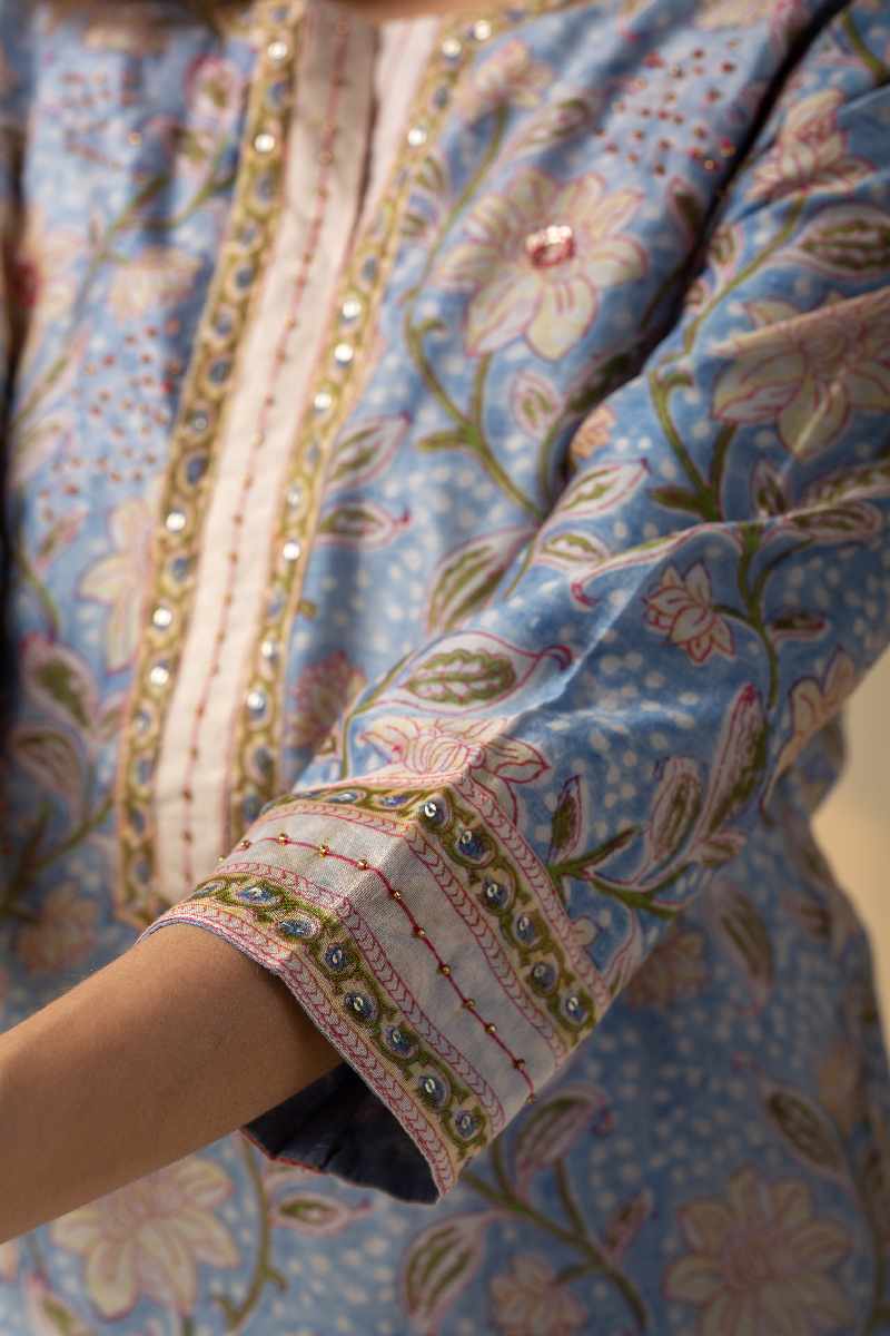 Image for Kusvaa Cood035 Jiyashree Chanderi Kurta Pant Set Closeup 2