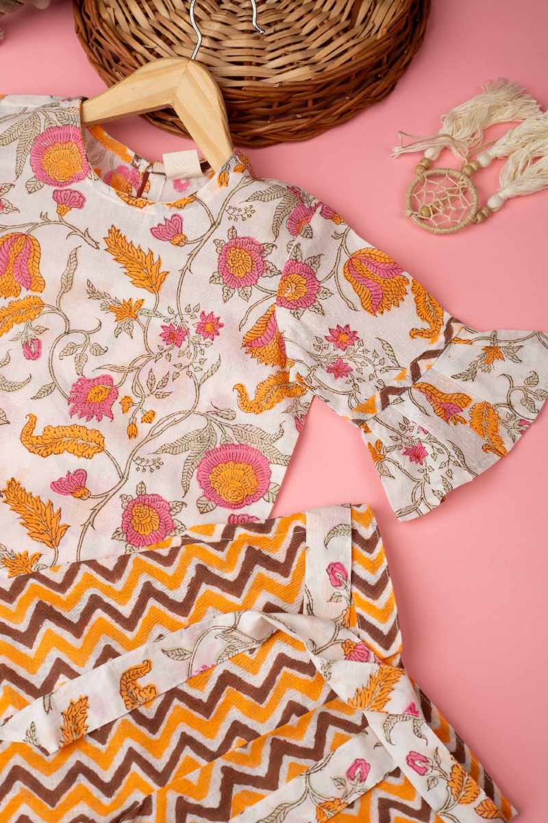 Image for Kusvaa Grw023 Rupashi Cotton Girls Top Pant Set Closeup 2