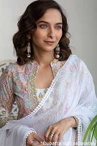 Image for Kusvaa Wkr166 Mukta Handblock Cotton Kurta Featured