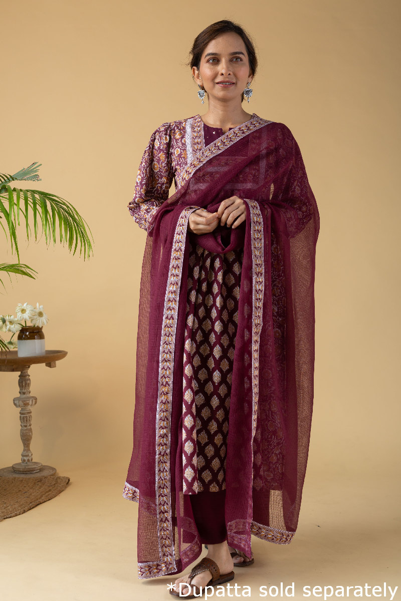 Image for Kusvaa Wkr195 Pravya Cotton Block Print Kurta Side Latset