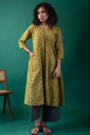 Image for Kusvaa Wkr198 Ishana Cotton Handblock Print Kurta Side