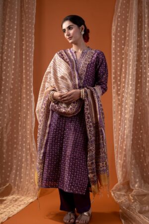 Image for Kusvaa Kds020 Tridha Chanderi Kurta With Dupatta Set Front