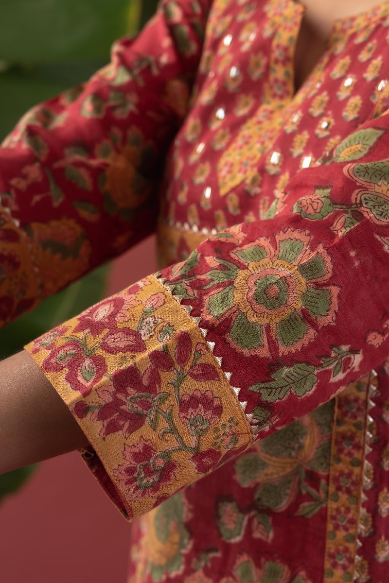 Image for Kusvaa Wkr215 Ahani Cotton Handblock Print Kurta Closeup 2