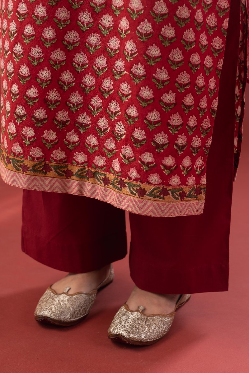 Image for Kusvaa Wkr217 Anvitha Cotton Handblock Print Kurta Closeup 3