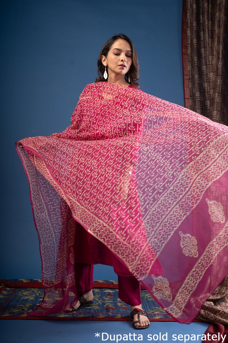 Image for Kusvaa Cood118 Sejal Handloom Cotton Kurta Pant Set Side