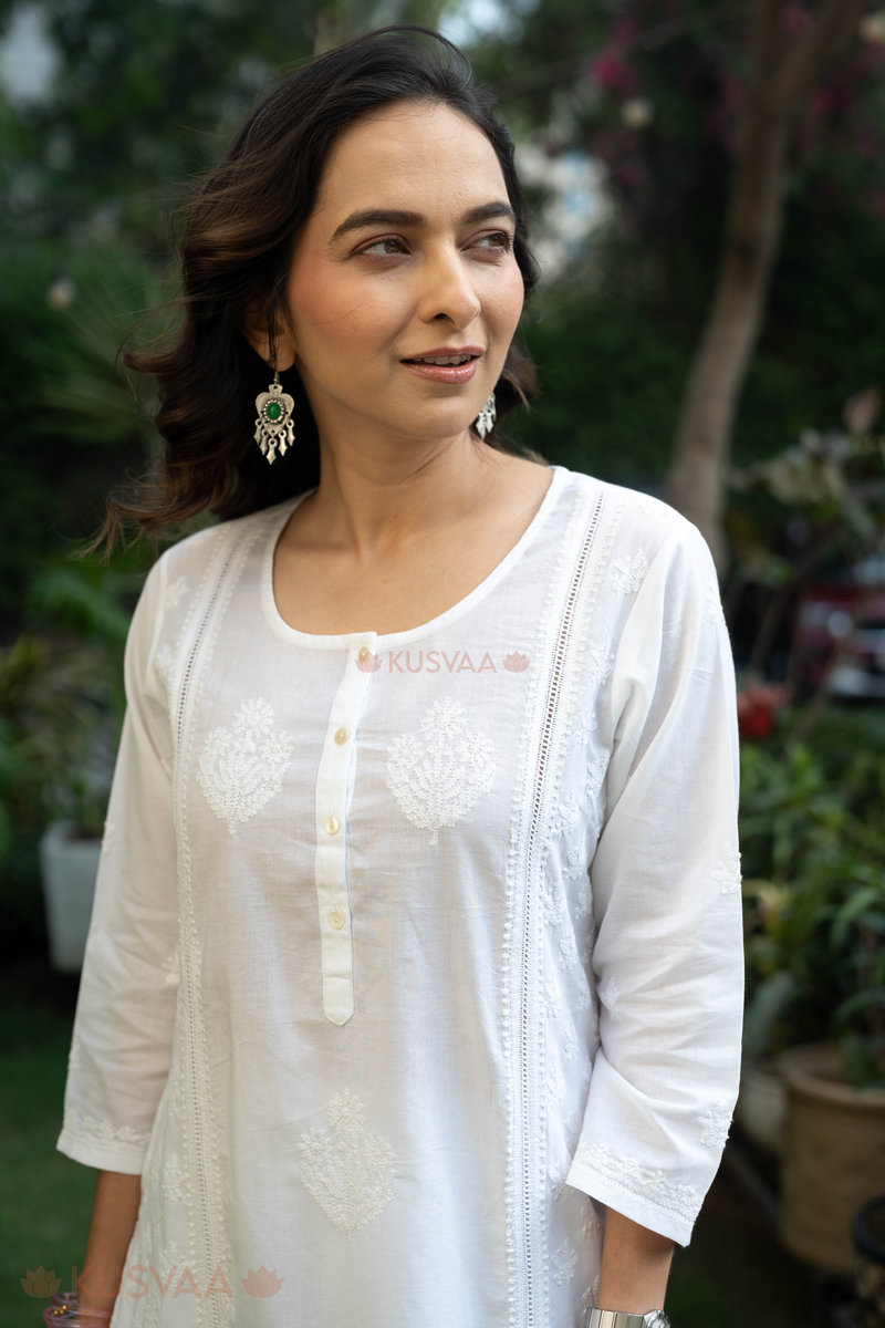 Image for Kusvaa Wkr296 Vedavi Cotton Straight Fit Kurta Featured