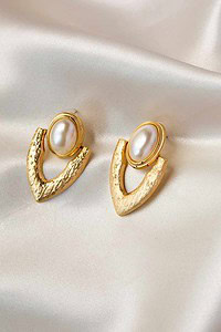 Image for Kpe444 Ismini Golden Stud Earrings With White Seed Pearl Featured