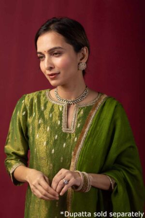 Image for Kusvaa Wkr029 Avani Straight Tissue Kurta Featured New