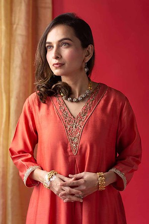 Image for Kusvaa Cood040 Neesha Moga Muslin Kurta Pant Set Featured