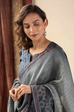 Image for Kusvaa Kds009 Aruna Tussar Kurta With Dupatta Set Featured