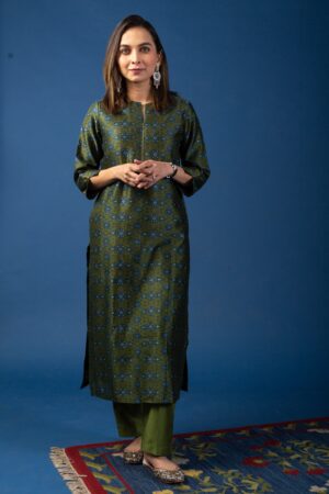 Image for Kusvaa Wkr066 Zoya Chanderi Straight Kurta Closeup 2 Hd