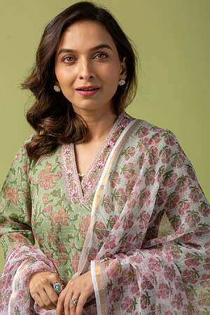 Image for Kusvaa Kds011 Sriya Kurta With Dupatta Set Featured