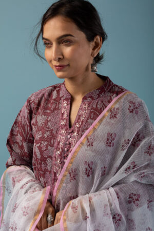 Image for Kusvaa Kds015 Tvisha Kurta With Dupatta Set Featured New