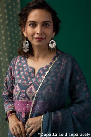 Image for Kusvaa Wkr180 Oviya Cotton Straight Fit Kurta Featured New