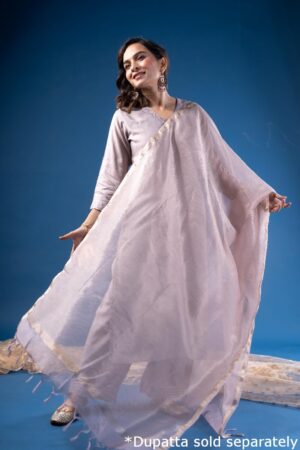 Image for Kusvaa Wkr184 Neerja Chanderi Straight Fit Kurta Side New